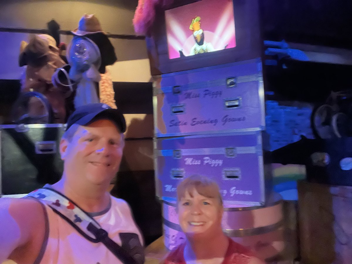 Had to hit Muppet vision 3D one last time.  <a href="/mainstmagic/">Jeremy (Main Street Magic)</a>
