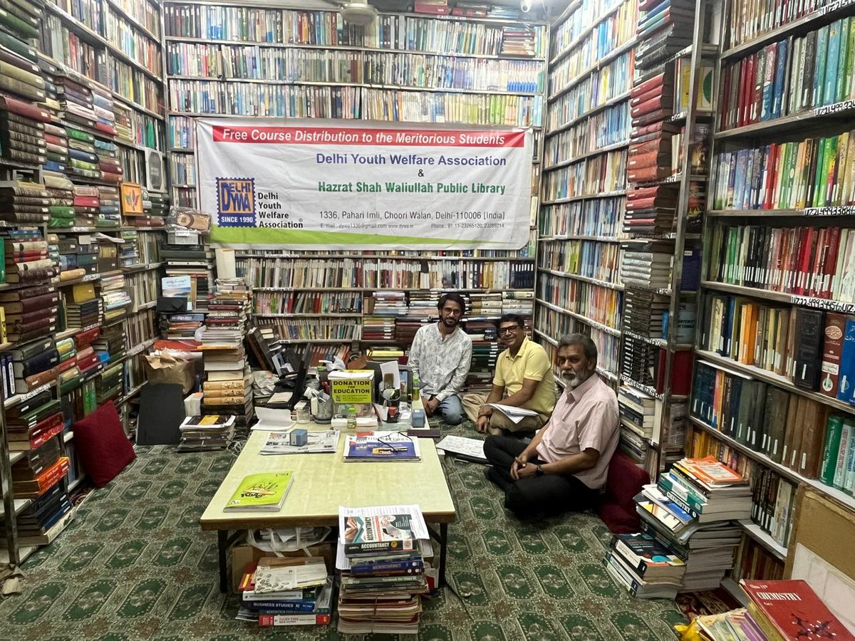 Lighthouse19036's tweet photo. Meeting with Mr. Abu Sufiyan @TalesofCity  and Mohd. Naeem Sahib https://t.co/91OyRaKTrR with Manoj Kumar Anand, Founder https://t.co/cOCun6A5yV https://t.co/pCnuMGDDb4