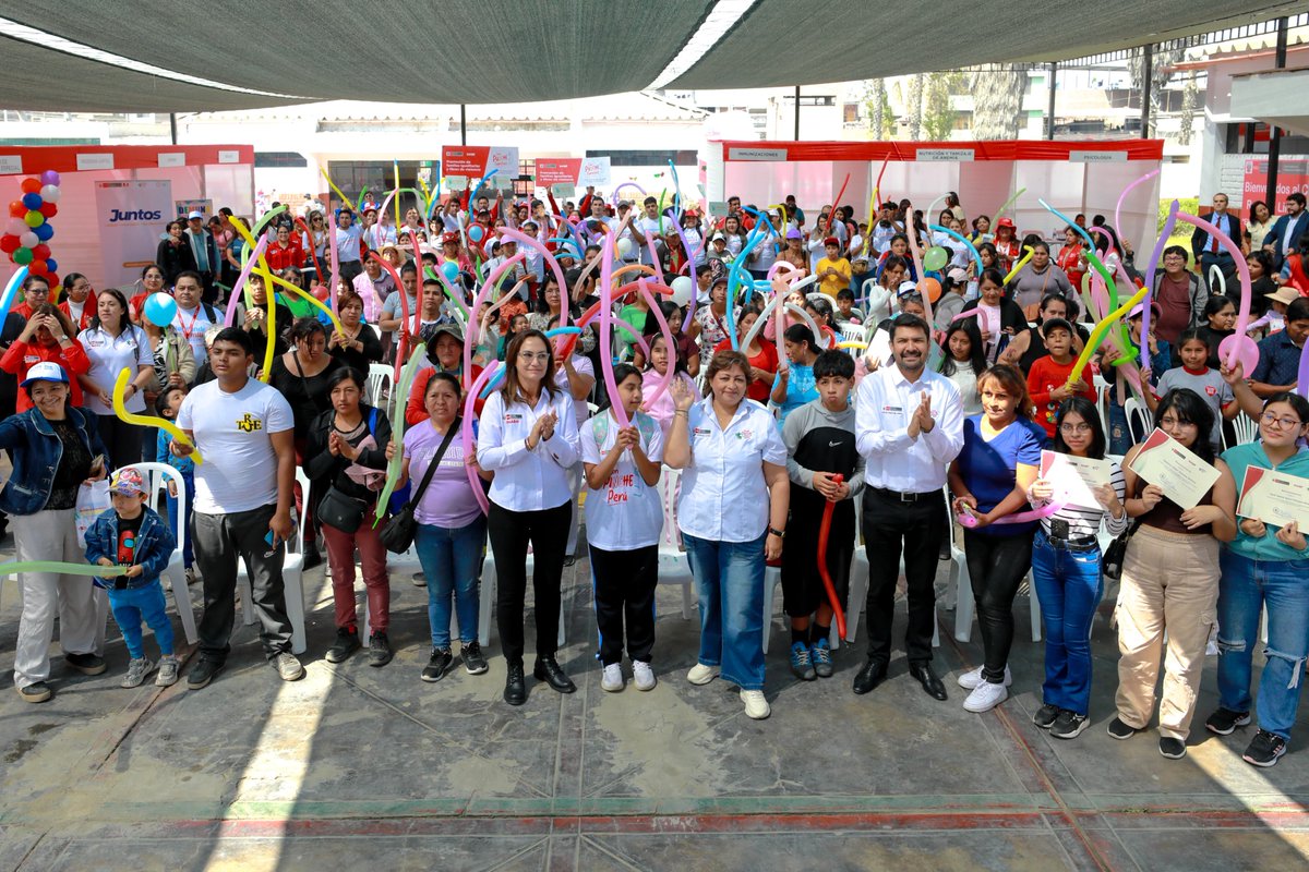 MimpPeru's tweet photo. #NotaInformativa | Más de 350 personas participaron en “Celebrando a la Familia”, feria de servicios  y jornada lúdica organizada por el Mimp a través del Inabif por el #DíaInternacionalDeLasFamilias. 

¡Seguimos trabajando por las familias, libres de violencia y con igualdad de oportunidades!

Conoce más detalles en la siguiente #NotaDePrensa ➡️  https://t.co/PU16yD2fTe