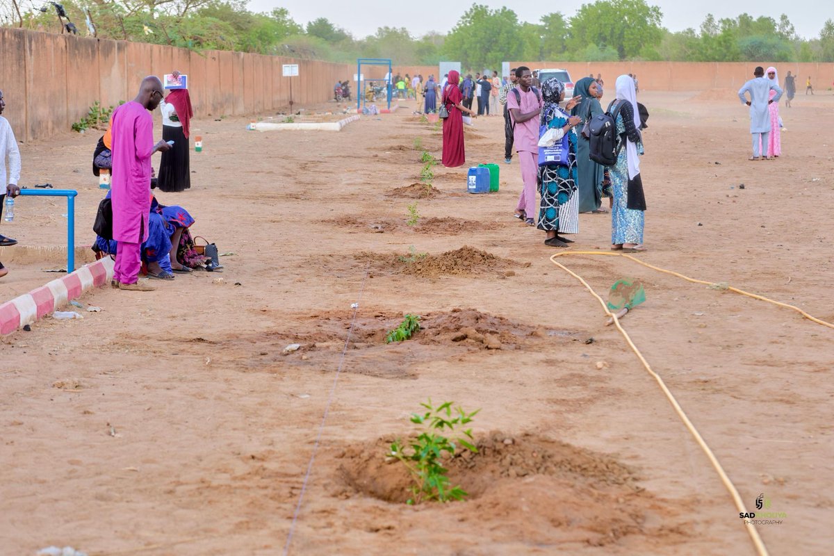 CCJ_Niger's tweet photo. Merci à nos partenaires : @MJSPNiger @NLinNiger @UEauNiger 
Votre appui a rendu cet événement possible

Ce forum n’était pas une fin, mais un départ.
La jeunesse nigérienne est mobilisée.
RDV pour les projets post-forum ! https://t.co/7IKmULhPKE