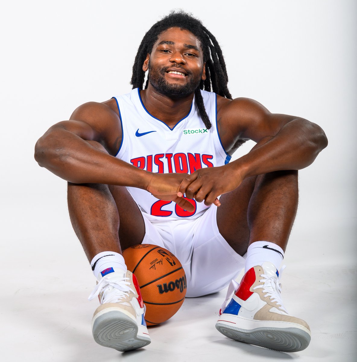 NBA tweet media