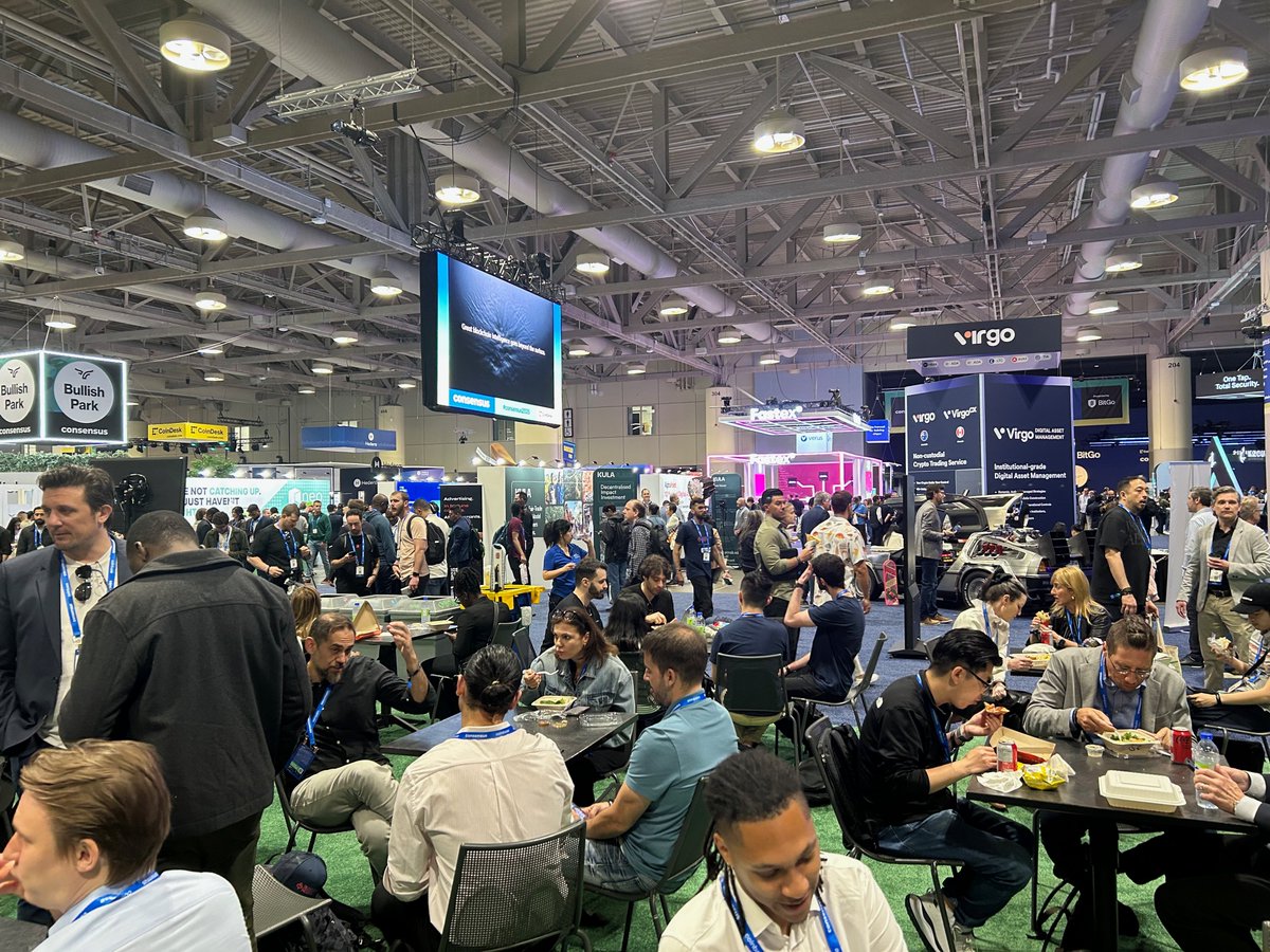 NoamEppel's tweet image. #Consensus2025 Toronto goes hard 💪🔥 #MNW