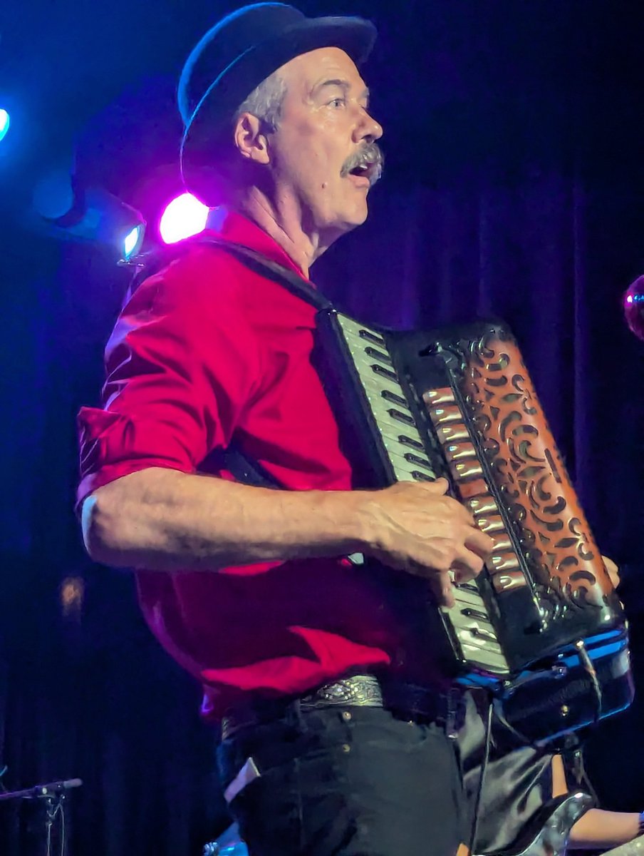 Tasting Notes & Tracklists tweet media