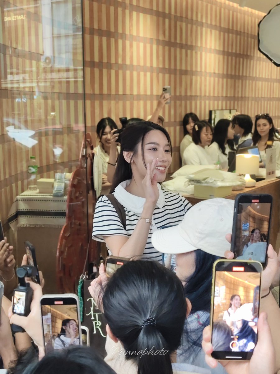 pp_xunn's tweet photo. แมสมากกกกก ทรงพระจะรัก💒 

MITR X OAEY
#MitryxOaey 
#Oaeyponchanok https://t.co/ZG7E15VD2f