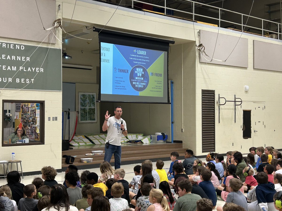 Celebrating <a href="/LibertyLeopard/">Liberty Leopards</a> students, staff, and volunteers who bring to life our Portrait of a Learner skills of being Thinkers, Leaders, and Friends! <a href="/wcsdistrict/">Worthington Schools</a> #itsworthit