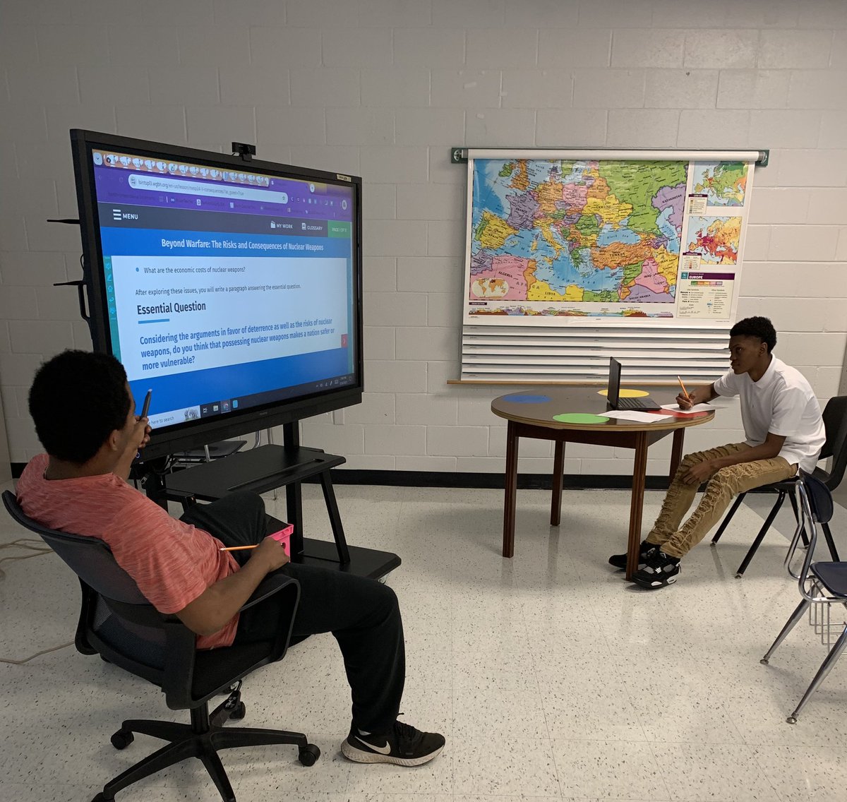 Tackling the essential question on the risks and consequences of nuclear weapons today at GOA in Modern World History Socratic Seminar.  <a href="/gordon_odyssey/">Gordon Odyssey Academy</a> <a href="/iAmJBrunson1911/">Jamie R. Brunson</a>