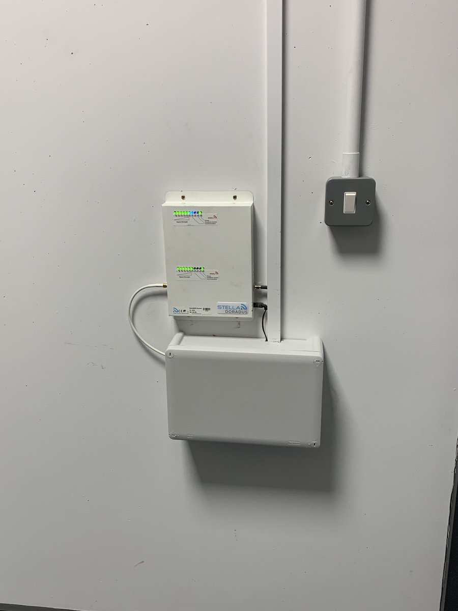 Elasnik Computers tweet media