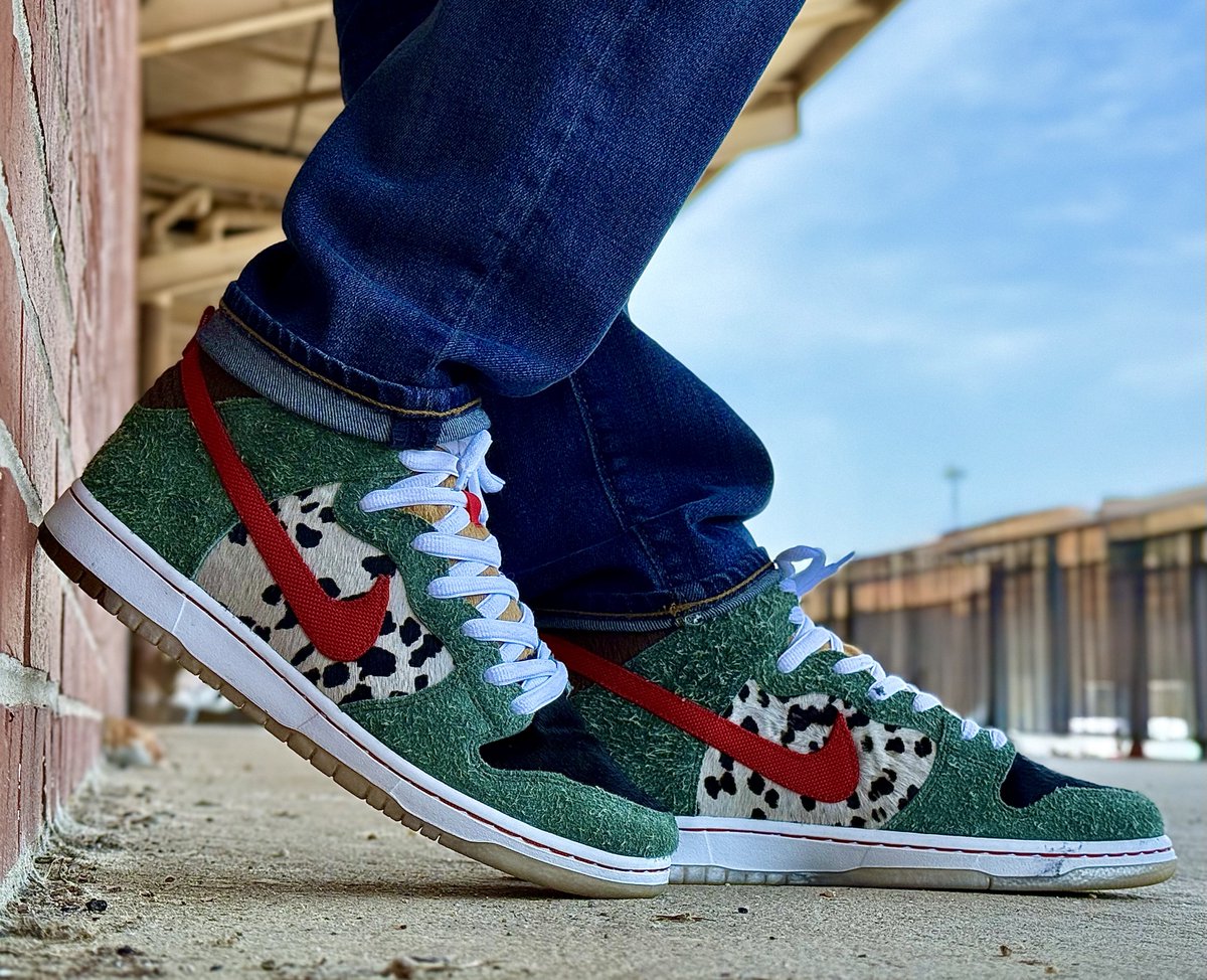 kaliboy2306's tweet image. Nike SB Dunk High “Walk The Dog”

#SbDunks  #SNKRS  #KOTD #Kicks #NikeSB #yoursneakersaredope #Sneakers #nike #snkrsliveheatingup #snkrskickcheck #sneakerhead #sneakpeak #Woft #sneakeraddict #kotd @SneakerAdmirals @snkr_twitr @nikesb @nikestore