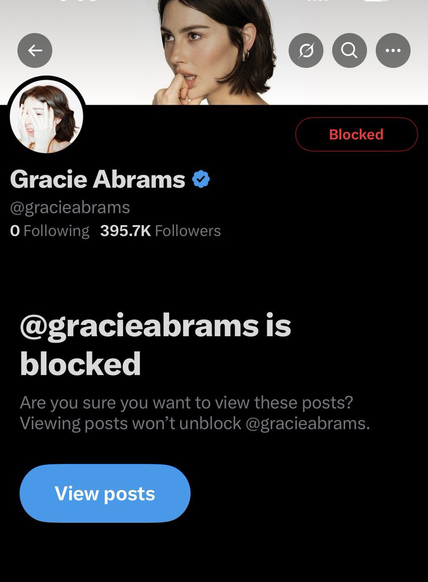 DropPopNet's tweet photo. Over 3,000 X/Twitter users have blocked Gracie Abrams following Tate McRae’s collab with Morgan Wallen. https://t.co/AoAXF3uxzO