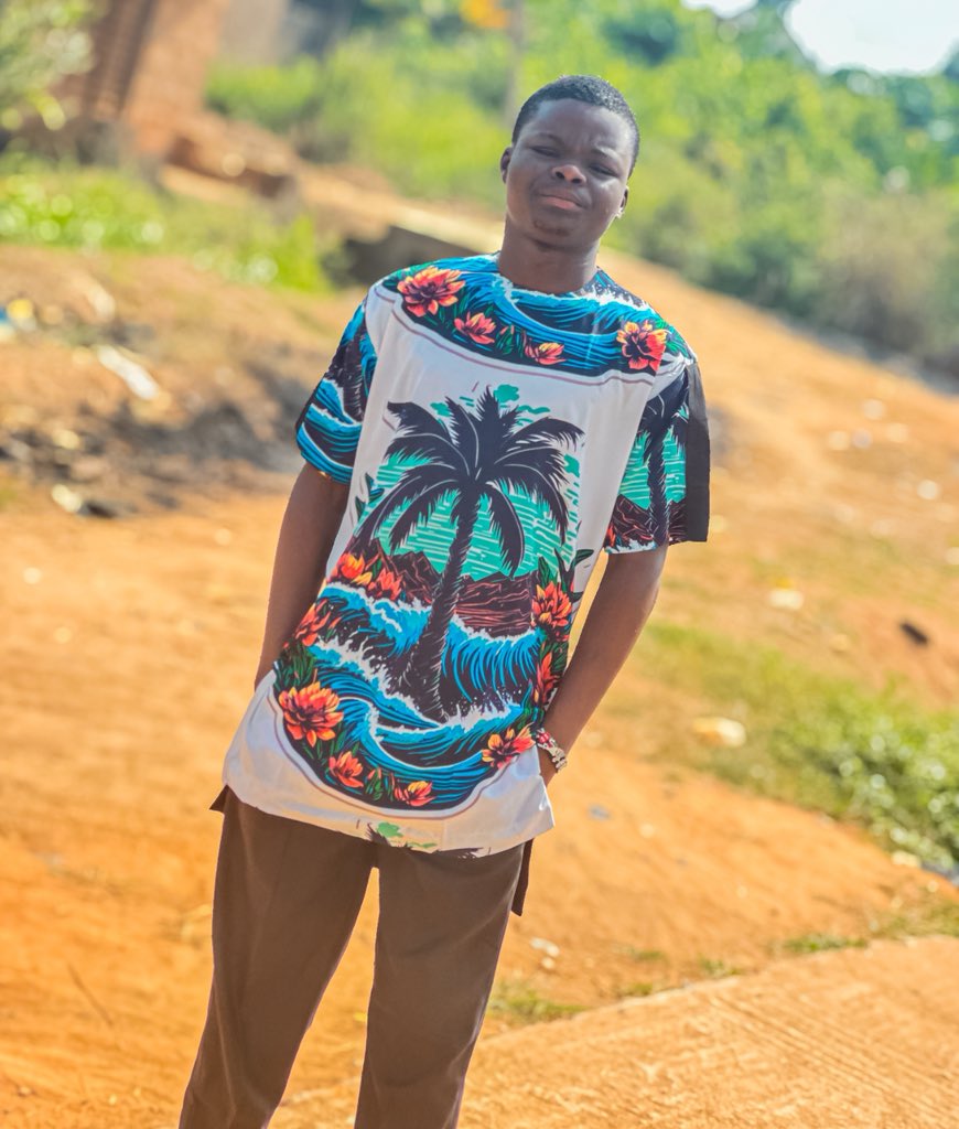 _Supreme_Tee's tweet photo. IF A WOMAN WANT YOU 
EVERYTHING IS FREE BUT 
IF YOU WANT A WOMAN 
EVERYTHING HAS A FEE 
STAT WOKE KINGS 🤴 
JUMMAT MUBARAK ❤️ https://t.co/ObIGXYGQvF