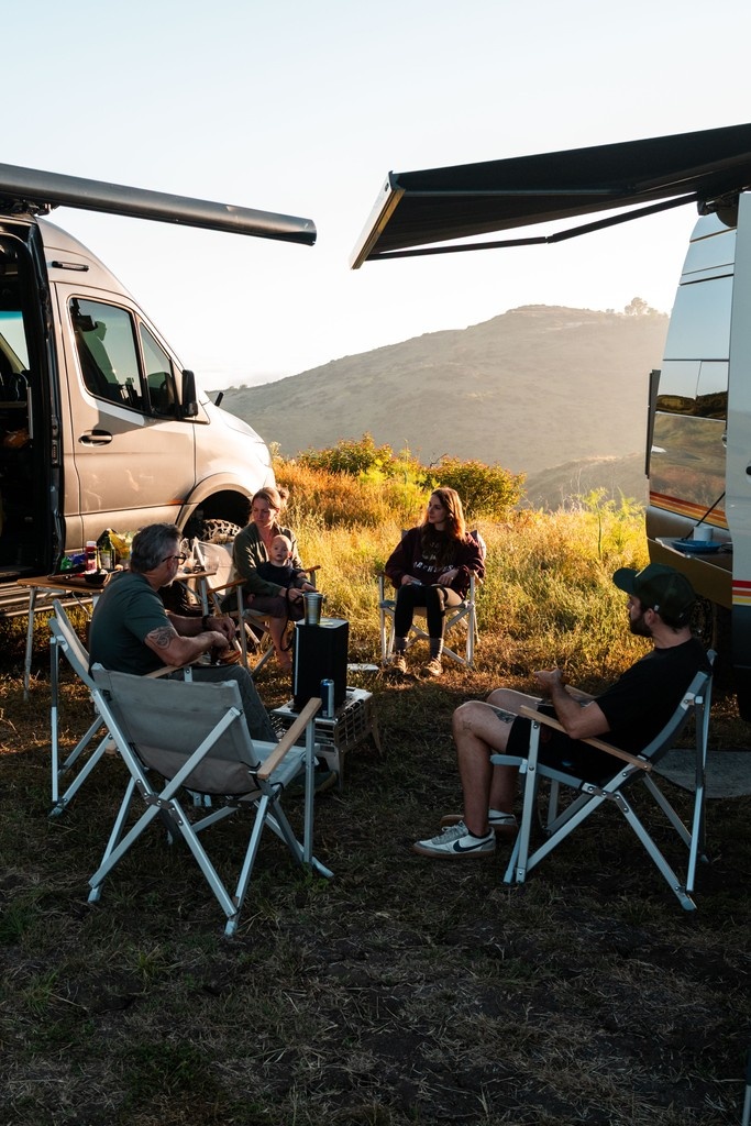 CAVans_inc's tweet photo. Looking forward to all the summer campouts about to happen. 

See you on the road 👋 https://t.co/KtnPXl0Gpf