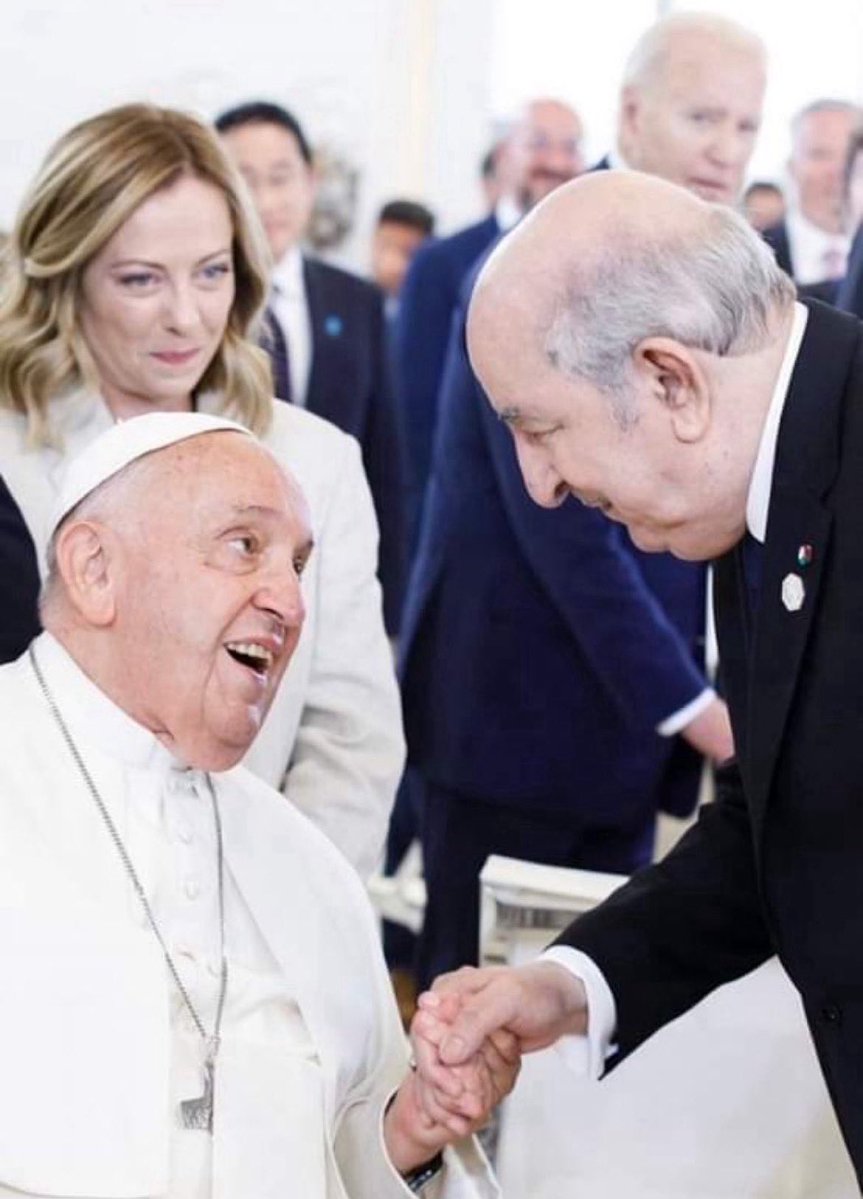 Yazid_Dz_16's tweet image. 🇩🇿 I Le Pape Léon XIV adresse ses sincères remerciements au Président de la République Abdelmadjid Tebboune pour son message de félicitations, et exprime son vif désir de visiter l’Algérie, terre natale de Saint Augustin, qu’il a qualifié avec fierté de « père spirituel » dès son…