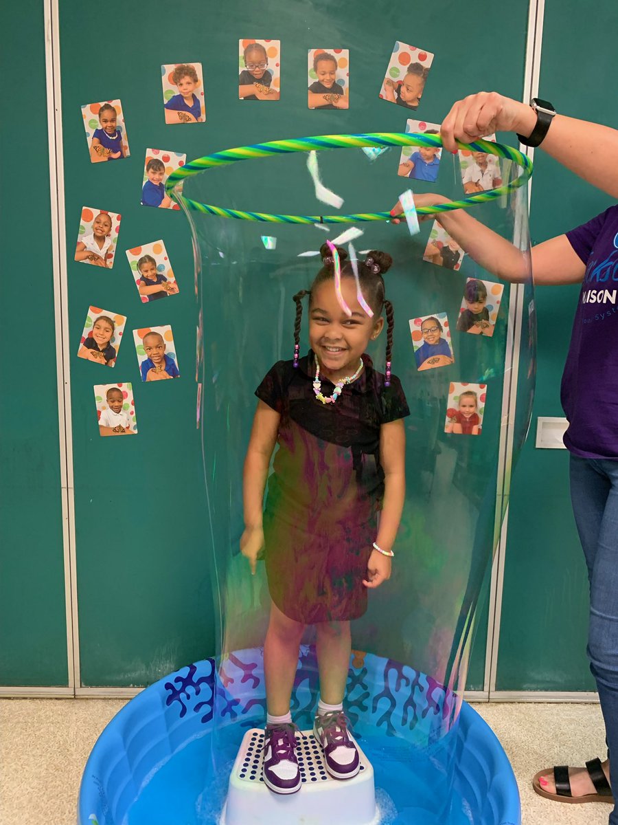 annakchurch's tweet photo. Science Experiment in PreK!  Thank you, Ms.Abby for sharing with us!! Being in a bubble is so exciting 😬@NovaLearn1 https://t.co/doNunSnuTN