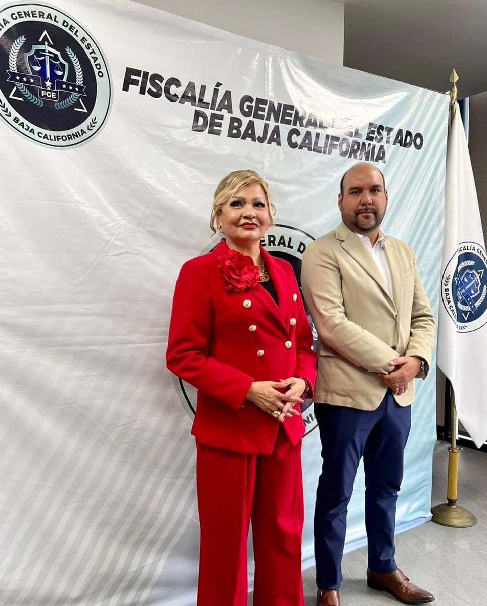 SESNSP (@sesnsp) on Twitter photo 🤝 El #SESNSP continúa fortaleciendo el trabajo conjunto y coordinado con las entidades federativas para mejorar la seguridad en todo el país.
📍Este día, el titular del Centro Nacional de Información <a href="/JASS_CNI/">Juan Antonio Suarez Sanchez</a> sostuvo una reunión con la Fiscal General de Baja California <a href="/FGEBC/">Fiscalía General del Estado de Baja California</a> 🤝 El #SESNSP continúa fortaleciendo el trabajo conjunto y coordinado con las entidades federativas para mejorar la seguridad en todo el país.
📍Este día, el titular del Centro Nacional de Información <a href="/JASS_CNI/">Juan Antonio Suarez Sanchez</a> sostuvo una reunión con la Fiscal General de Baja California <a href="/FGEBC/">Fiscalía General del Estado de Baja California</a>