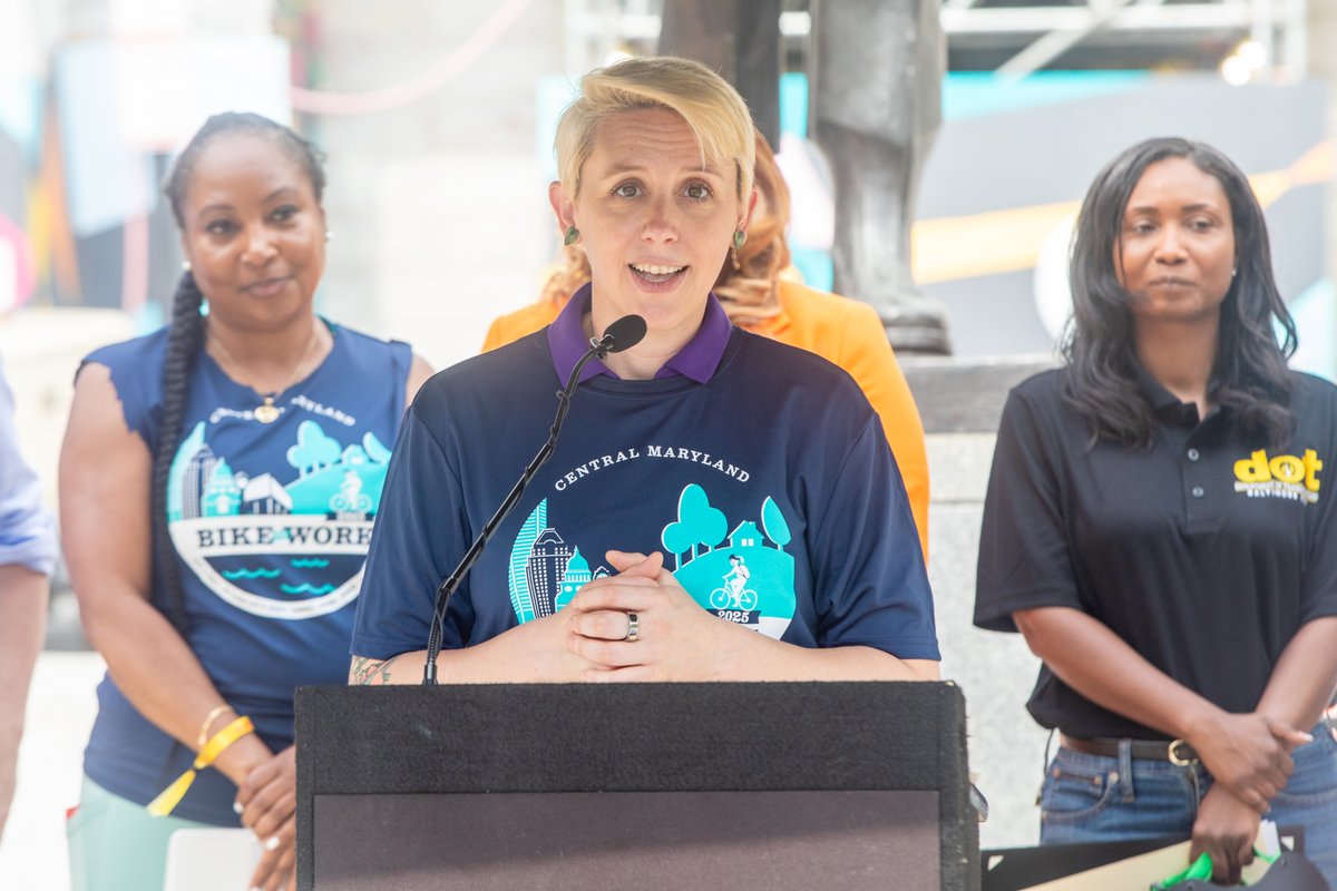 mtamaryland's tweet image. This morning, our Administrator @MDOTMTAHolly joined @BmoreCityDOT, @FaithPLeach, @MarylandDOT, @BaltoMetroCo, &amp;amp; @bikemorebmore to celebrate #BiketoWorkDay &amp;amp; #BikeToWorkWeek!  Learn more about MTA’s bike policies and programs at mta.maryland.gov/bike.