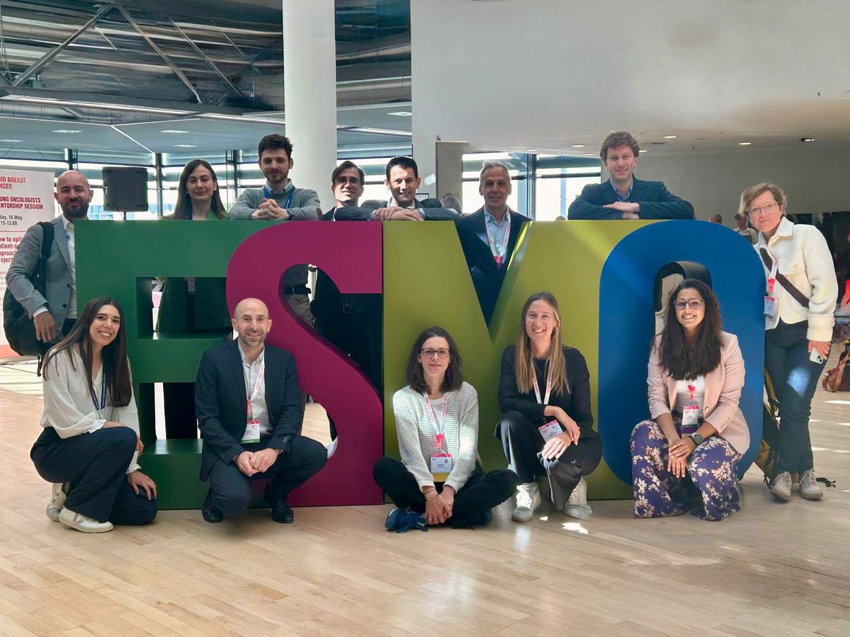 🩷

#ESMOBreast25 

<a href="/ElisaAgostinett/">Elisa Agostinetto</a> <a href="/ChiaraDauccia/">Chiara Dauccia</a> <a href="/S_LoboMartins/">Soraia Lobo-Martins</a> <a href="/c_sotiriou/">Christos Sotiriou</a> <a href="/E_de_Azambuja/">Evandro de Azambuja, MD, PhD</a> <a href="/RGerosaMD/">Riccardo Gerosa MD</a> <a href="/gabri_gentilee/">Gabriella Gentile</a> <a href="/Lucarecco/">Luca Arecco, MD</a> <a href="/eiger_daniel/">Daniel Eiger, MD</a> <a href="/DMBranco/">Diogo Martins Branco</a> <a href="/JulesBordet/">Institut Jules Bordet Instituut</a>
