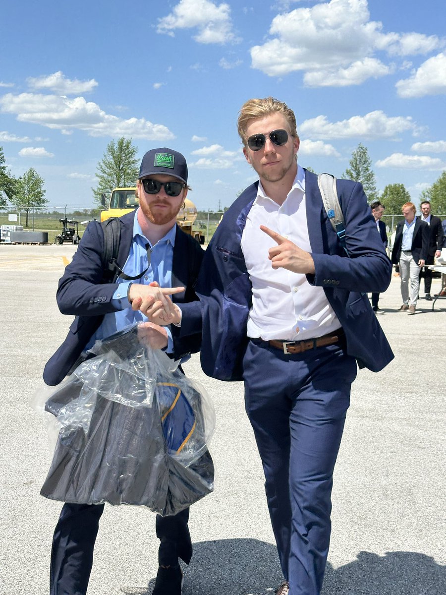 NDlacrosse's tweet photo. Business Trip

#GoIrish☘️ https://t.co/ALQ1XcNV5A