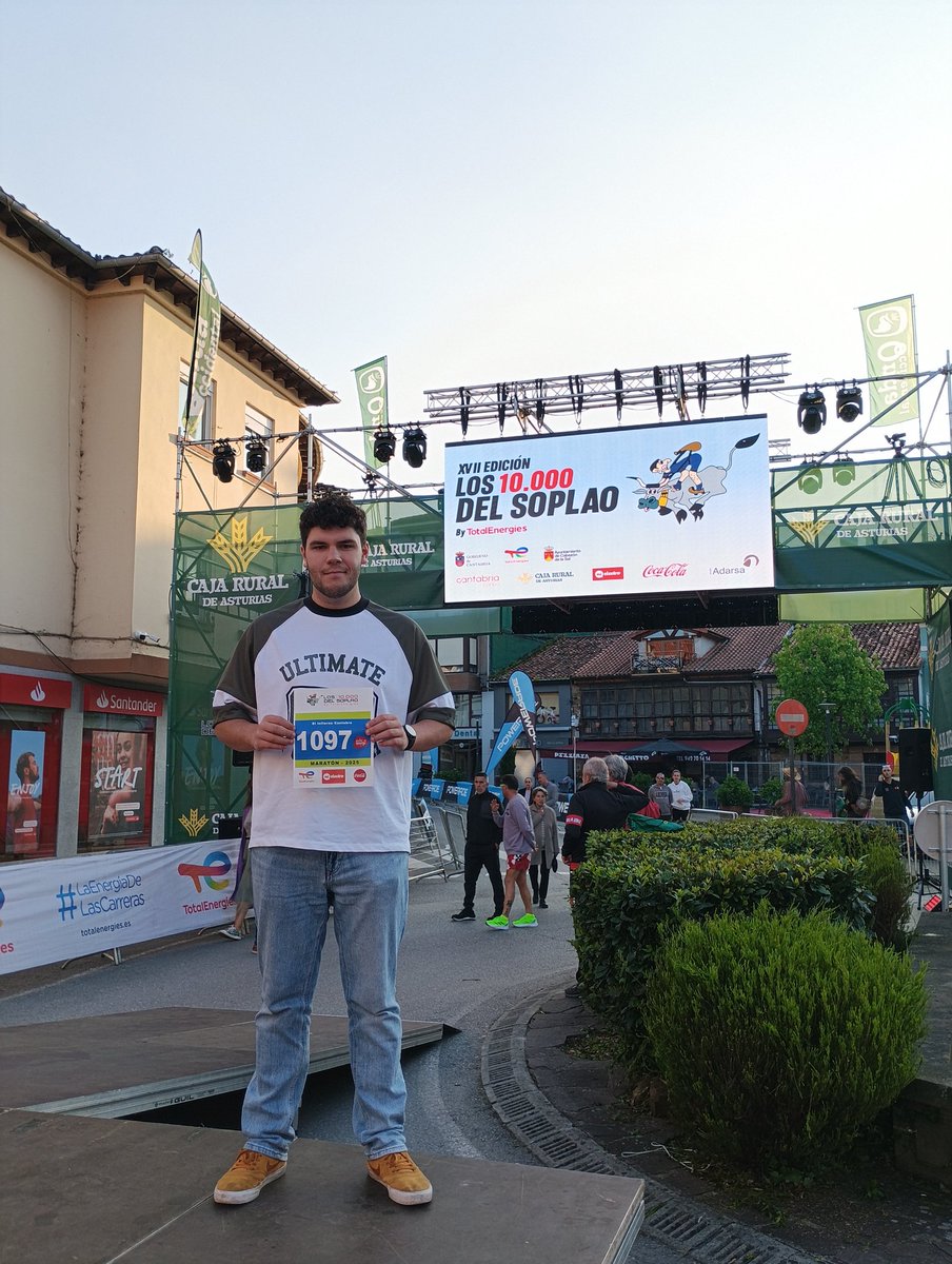 ju_fran01's tweet photo. Pués ya estamos en marcha y preparados para @10000delsoplao '25... Este año @22_juax cambia la bici por las zapatillas de trail... Ánimo y a muerte con esos casi 50 km... Por cierto, la bolsa un poco escasa, justita justita. Camiseta, dorsal de papel y ya... https://t.co/bsYQFUaGLB