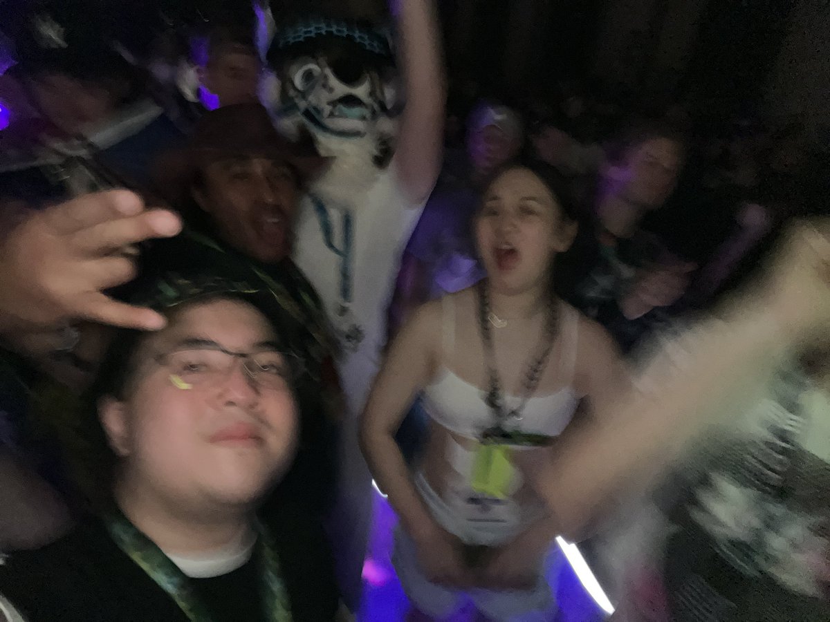 Seal 🔜 FWA (DJING SILENTDISCO) tweet media