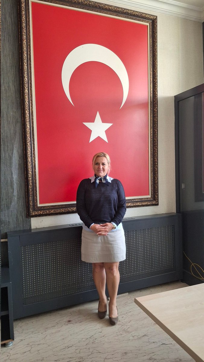 Perihan (@perihanseyhann) on Twitter photo Akparti Kadın Kolları yönetim kurul Üyesi Olarak Nöbetimin başındayım.<a href="/hakanhanozcan/">Hakan Han ÖZCAN 🇹🇷</a> <a href="/AKadirkarapinar/">Kadir KARAPINAR🇹🇷</a> <a href="/tugbaisikercan/">Tuğba IŞIK ERCAN</a> <a href="/akgul_aysel/">Aysel Koçak Akgül</a> <a href="/mervebiberoglu/">Av. Arb. Merve Biberoğlu Erdoğan</a> <a href="/akkadinkeciorn/">AK Kadın Keçiören</a> <a href="/AkKeciorenResmi/">AK Parti Keçiören</a> Akparti Kadın Kolları yönetim kurul Üyesi Olarak Nöbetimin başındayım.<a href="/hakanhanozcan/">Hakan Han ÖZCAN 🇹🇷</a> <a href="/AKadirkarapinar/">Kadir KARAPINAR🇹🇷</a> <a href="/tugbaisikercan/">Tuğba IŞIK ERCAN</a> <a href="/akgul_aysel/">Aysel Koçak Akgül</a> <a href="/mervebiberoglu/">Av. Arb. Merve Biberoğlu Erdoğan</a> <a href="/akkadinkeciorn/">AK Kadın Keçiören</a> <a href="/AkKeciorenResmi/">AK Parti Keçiören</a>