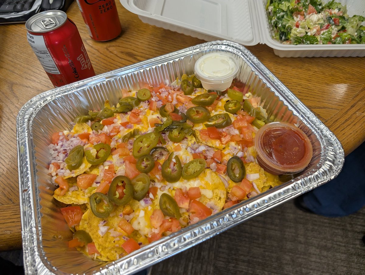 cruzfmyorkton's tweet photo. An awesome spread as always from Tapps Sports Lounge & Grill! And if you're in the mood for something fun, swing by 69 Broadway Street W tonight for Karaoke at 9pm!
#StaffLunch
https://t.co/lwGlsjHqHV https://t.co/sry1fbIecp
