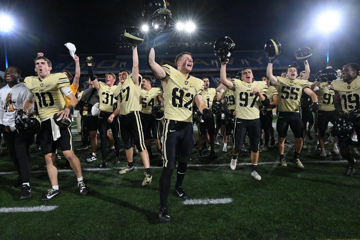 Jordan Boston (@jordanboston0) on Twitter photo GOD IS TRULY THE GREATEST! After a great phone call with <a href="/CoachASmith_/">Allen Smith</a> I am excited to say I’ve received a D1 offer from the prestigious <a href="/ArmyWP_Football/">Army Football</a> !!🖤🤍<a href="/HammondSports/">Hammond Athletics</a> <a href="/HammondFootball/">Hammond Football</a> <a href="/CoachJonWheeler/">Jon Wheeler</a> <a href="/Coach_Smith90/">Hampton Smith</a> <a href="/JoshuaOrtegon/">Joshua Ortegon</a> <a href="/CDearing82/">Chris Dearing</a> <a href="/SC_DBGROUP/">SC DB's</a> GOD IS TRULY THE GREATEST! After a great phone call with <a href="/CoachASmith_/">Allen Smith</a> I am excited to say I’ve received a D1 offer from the prestigious <a href="/ArmyWP_Football/">Army Football</a> !!🖤🤍<a href="/HammondSports/">Hammond Athletics</a> <a href="/HammondFootball/">Hammond Football</a> <a href="/CoachJonWheeler/">Jon Wheeler</a> <a href="/Coach_Smith90/">Hampton Smith</a> <a href="/JoshuaOrtegon/">Joshua Ortegon</a> <a href="/CDearing82/">Chris Dearing</a> <a href="/SC_DBGROUP/">SC DB's</a>