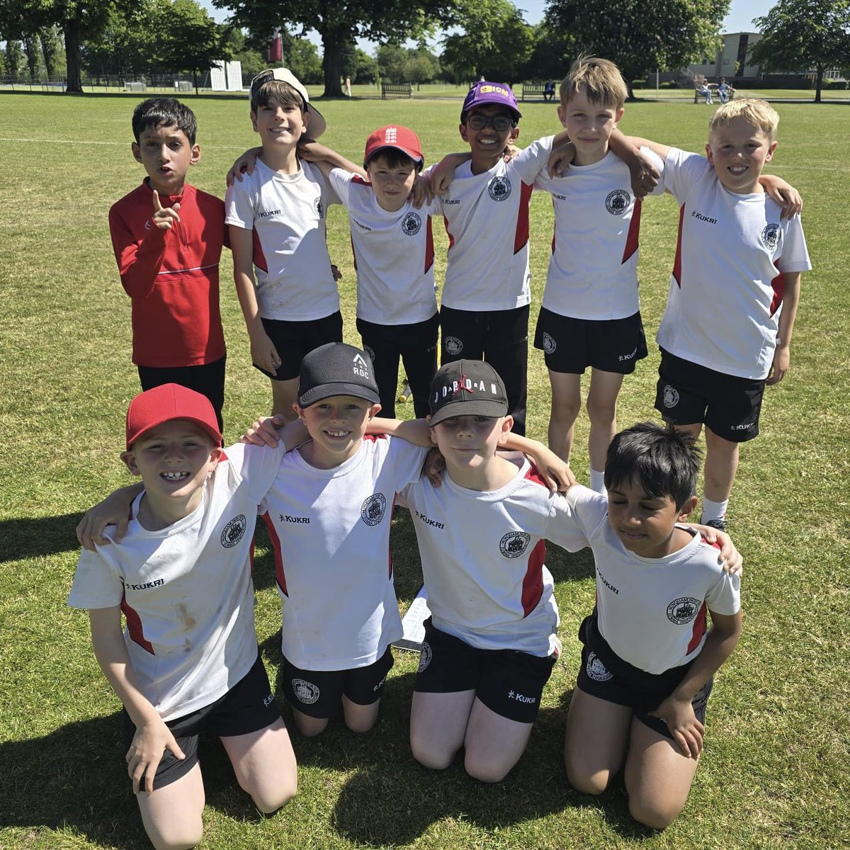 A fantastic afternoon for cricket! 🏏 ☀️ 
We took 3 teams of Y3/4 children to Denstone Prep for fixtures. Our Y3 boys and Y3/4 girls won their matches, while our Y4 boys lost by just 3 runs in a thrilling match. Well done to all children involved! 
#NULSSport #WeAreNULS