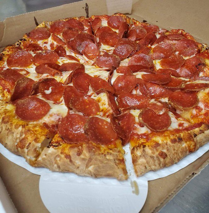 How many slices could you eat? 🍕