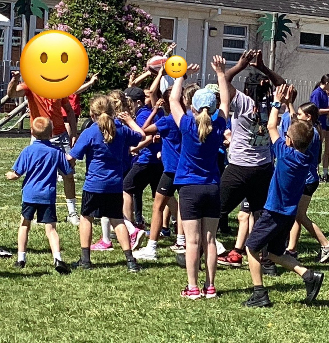 High Cross Primary School tweet media