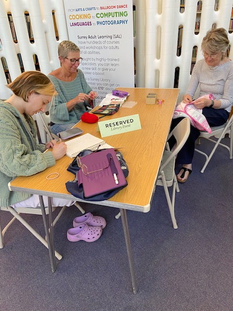 EwellLib's tweet image. So great to see such different crafts being enjoyed at todays Crafternoon group! ๐งตโโจ
Have you got a crafty/creative hobby? Join our friendly Friday Crafternoon Group at Ewell Library, 2โ4pm! Bring your own craft, meet lovely locals, & enjoy a good natter while you create๐ฌโ