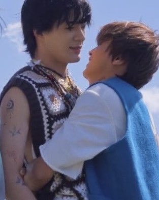 Kar_ten's tweet photo. Nohyuck si paling pinterest 

Pinterest                                     Nohyuckest https://t.co/Vqz9mvipb0