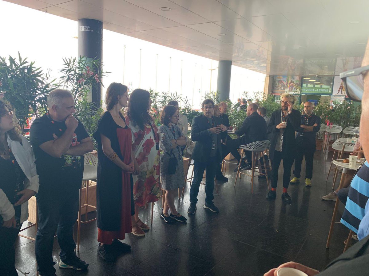 CineICAA's tweet photo. #MDF25 Reunión de coproducción con la delegación brasileña dentro del marco de @mdf_cannes para fomentar la coproducción y estrechar lazos entre ambos países https://t.co/VYbPmR4HbZ