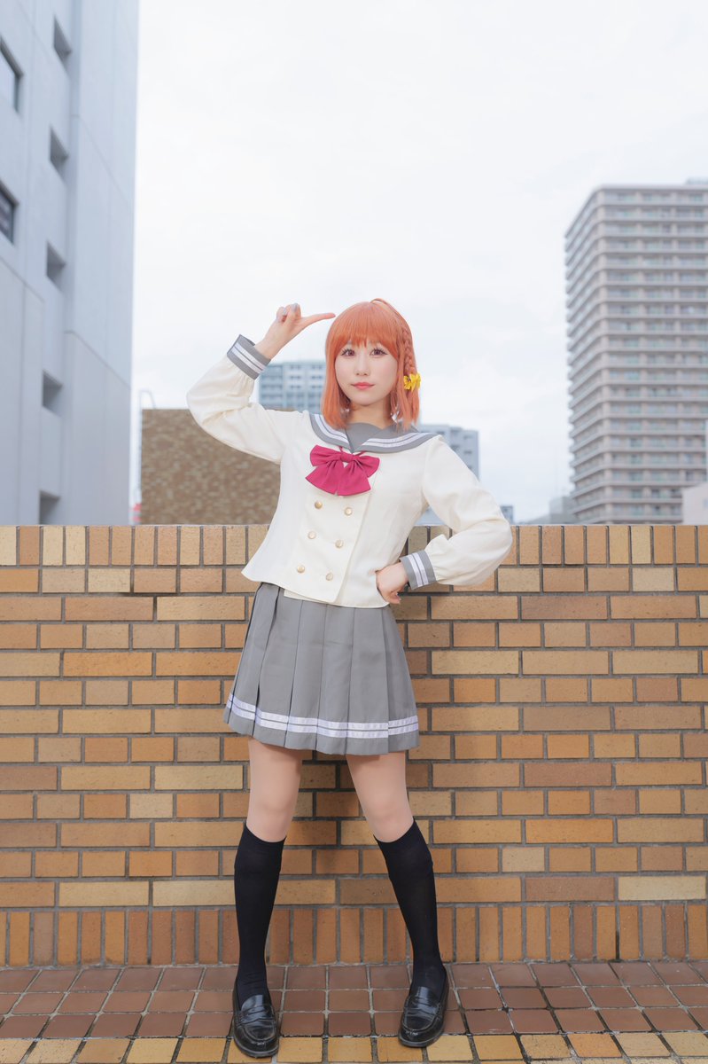 SALAcyun25's tweet photo. #Cosplay 
#アコスタ池袋 

念願の千歌ちゃん制服！！ᐢ ̳>𖥦< ̳ᐢ🍊

photo📸 だりあさん 
                (@yflether13 )
綺麗なお写真ありがとうございます☺️🧡 https://t.co/VgGzIQfmtn