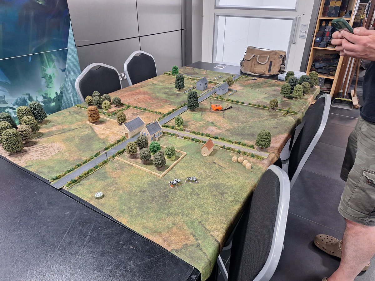 All set up at Firestorm Games Cardiff, ready to introduce some new players to CoC2.
#spreadthelard