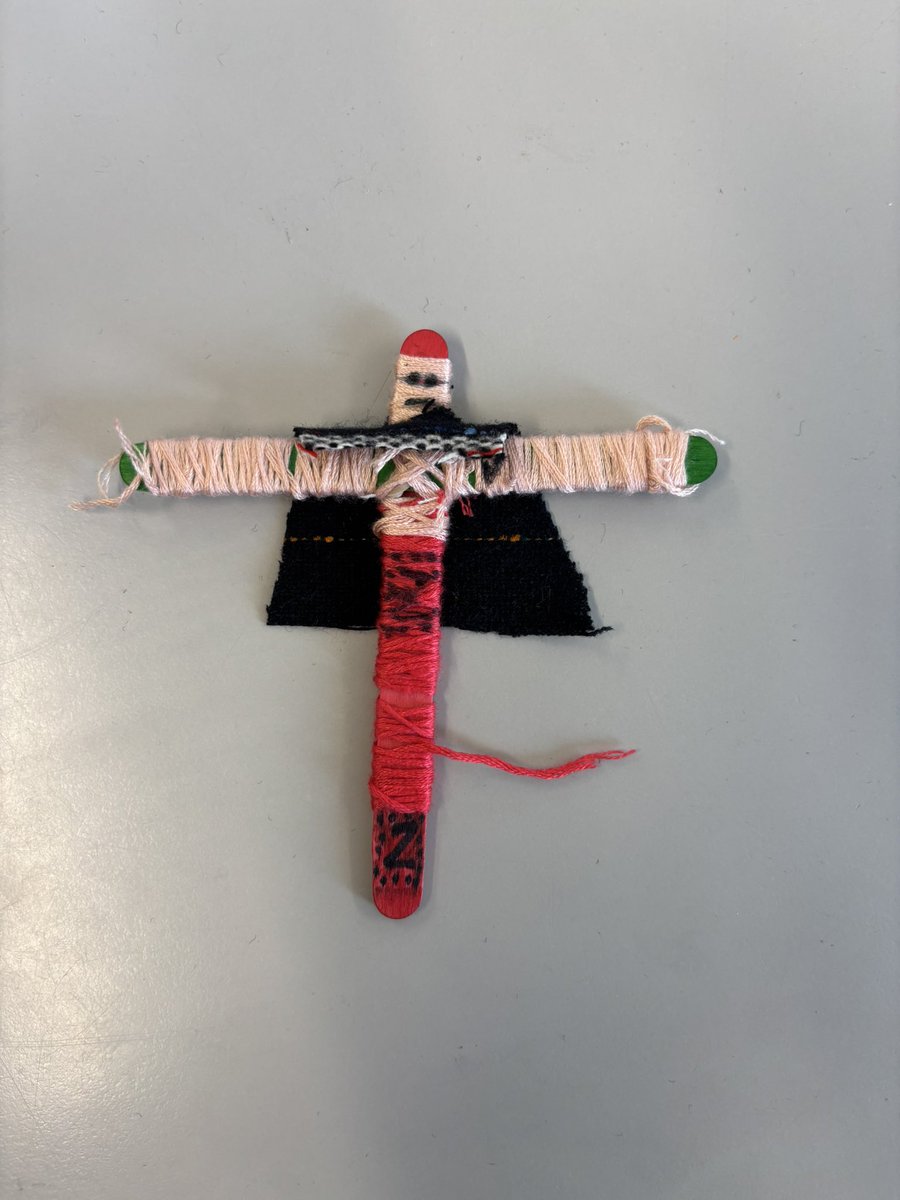 latimerprimary's tweet image. #ClassMN enjoyed creating some different pieces of art this week. We have created nature-themed artwork using  sticks and other classroom objects. The outcome of this unit was to create a worry doll - a lot of of the children turned this into ‘Super Stick’!🪾🦸‍♂️ #Year2 #LatimerArt