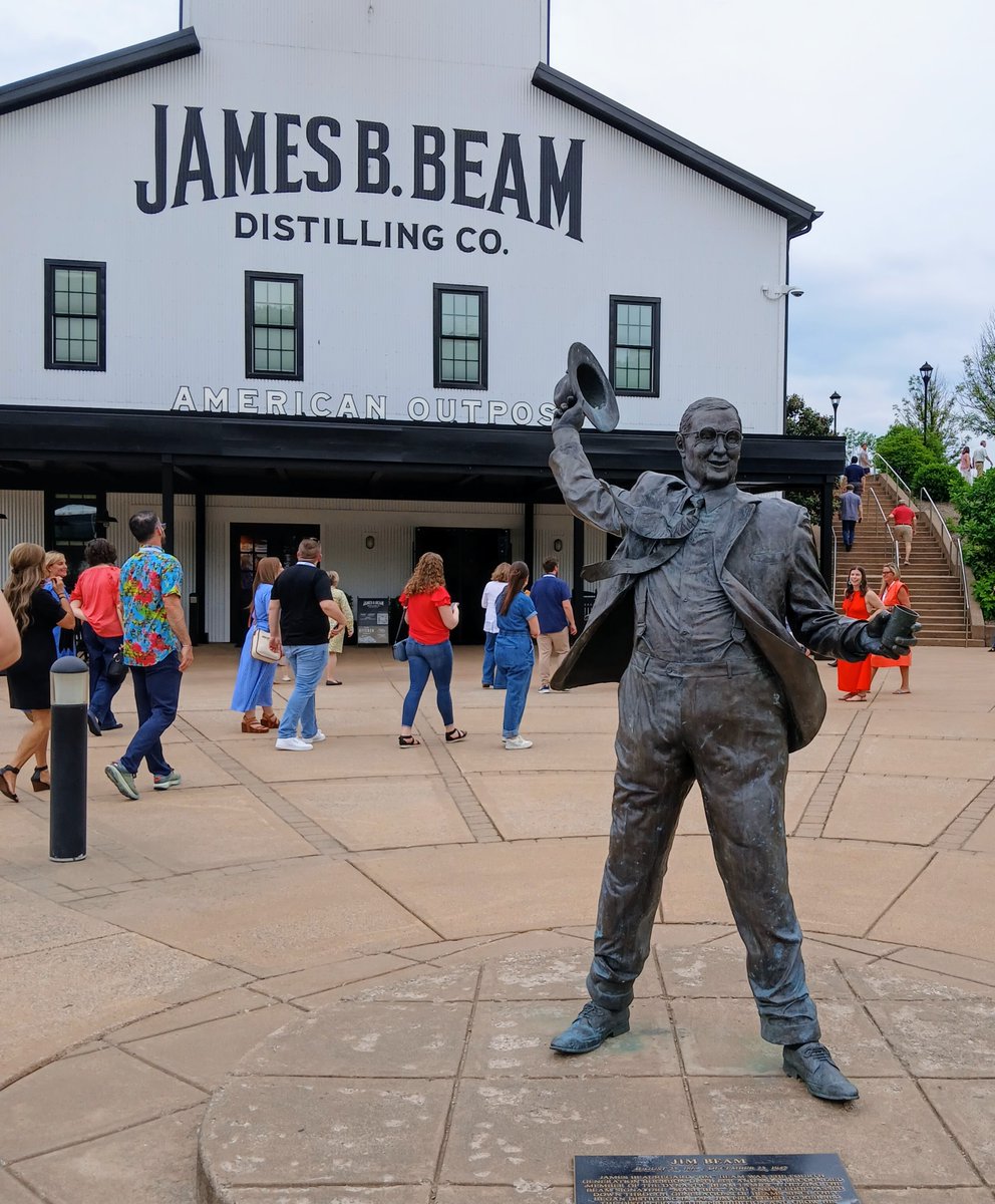 GroupTravelPubs's tweet photo. KTIA's 2025 Spring Travel Summit Forum in Shepherdsville was a hit! We had so much fun enjoying all the things that make Kentucky unique, including its wonderful people. See you soon, #KTIA! 

#grouptravel #kentucky #travel https://t.co/1pcAhtIB1M