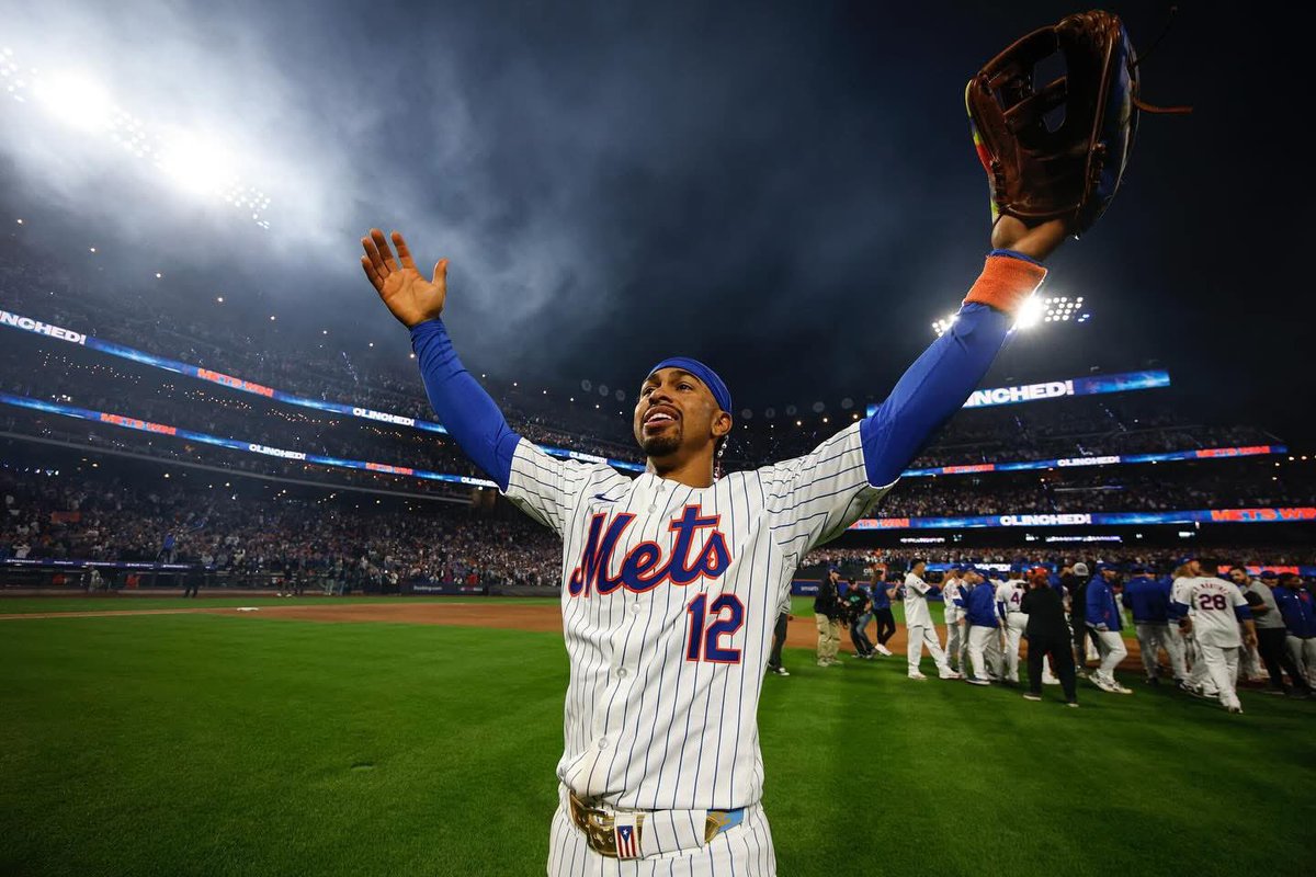 HuertasDean's tweet image. TEAM PUERTO RICO EN LA CASA ESTÁ NOCHE EN EL BRONX 🧔🏼‍♂️⚾️🇵🇷

SUBWAY SERIES 2025 🗽

#LGM #RepBX 
#SubwaySeries