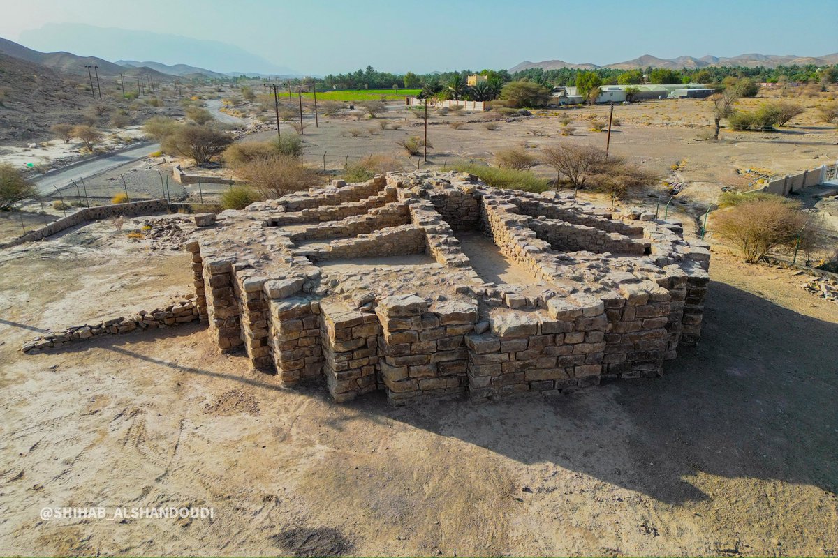 omanspire's tweet photo. 🔹The historical sites are located in #Bat, #Khatim, and #Al-Ain in Al Dhahirah Governorate, #Oman. These sites are archaeological and historical, dating back to the 3rd century BC. They are situated in the eastern region and were the second site to be inscribed on the UNESCO World Heritage List in #Oman in 1988.
Credits @SH_Alshandoudi
#Discover_Oman