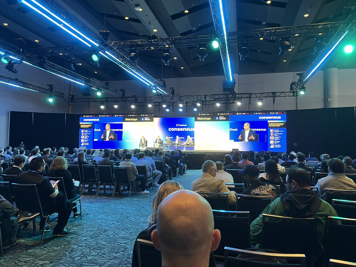 My take aways from Consensus 2025, Toronto:
1 - more scammers and con artists than I imagined 
2 - lots of hammers looking for nails, most companies will not survive 
3 - most I talked to have no clue about how the internet and DNS works; pro tip: your blockchains won’t work