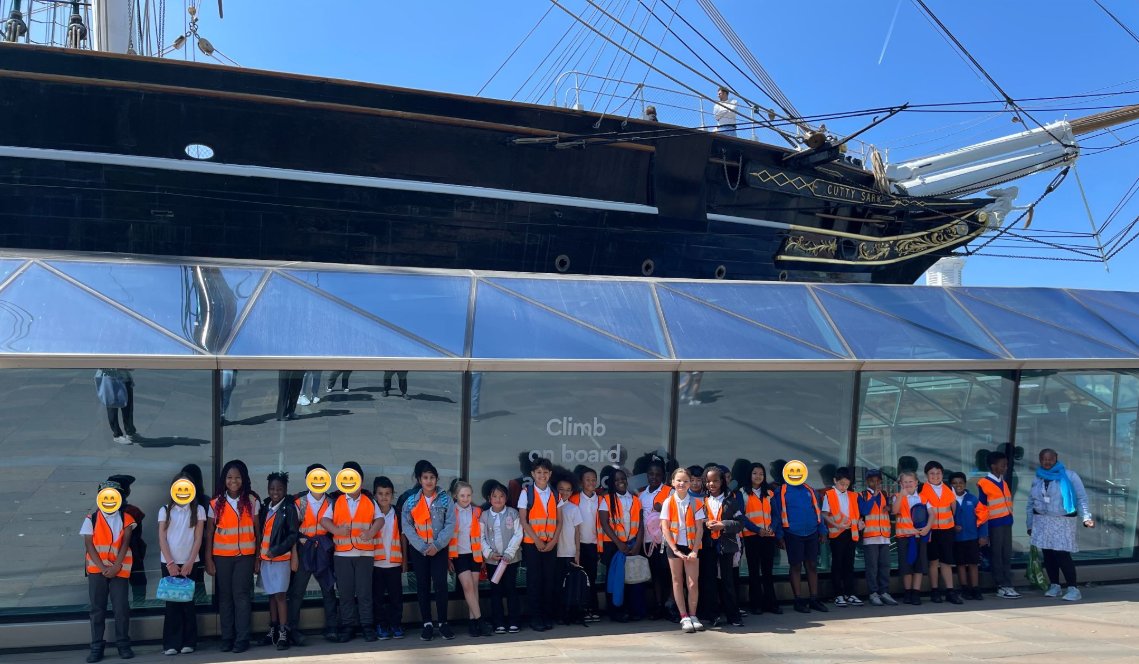 Foxfield - Year 4 tweet media