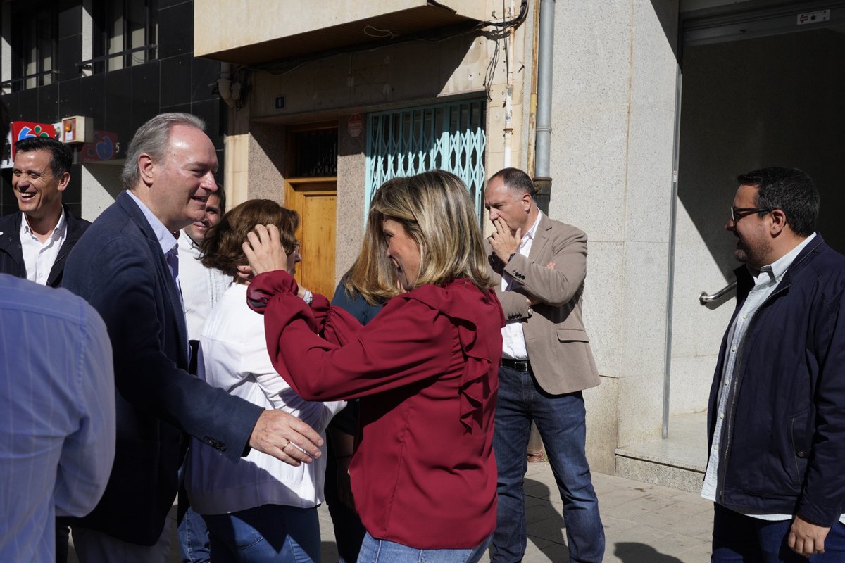 Qué alegría reunir a más de 400 amigos y vecinos hoy en Vila-real.
Momentos así nos recuerdan lo grande que es esta ciudad y lo que podemos conseguir juntos.
¡Gracias a todos por la buena energía y las ganas de seguir avanzando!