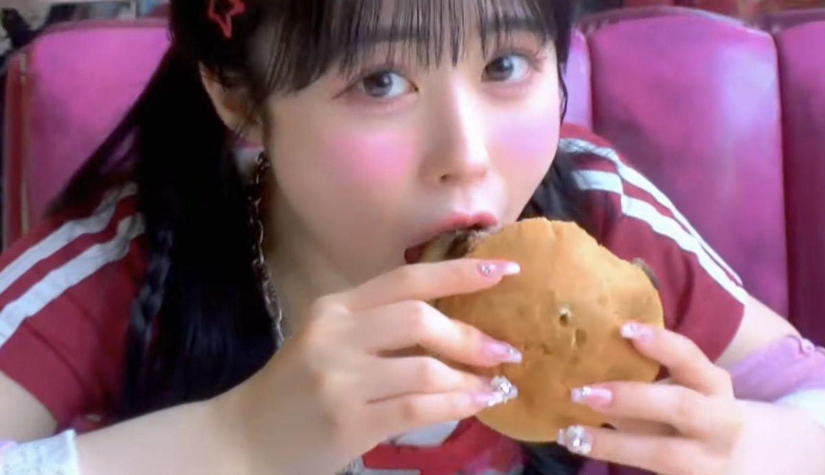 爆食女王：CUTIE STREET 佐野愛花さん