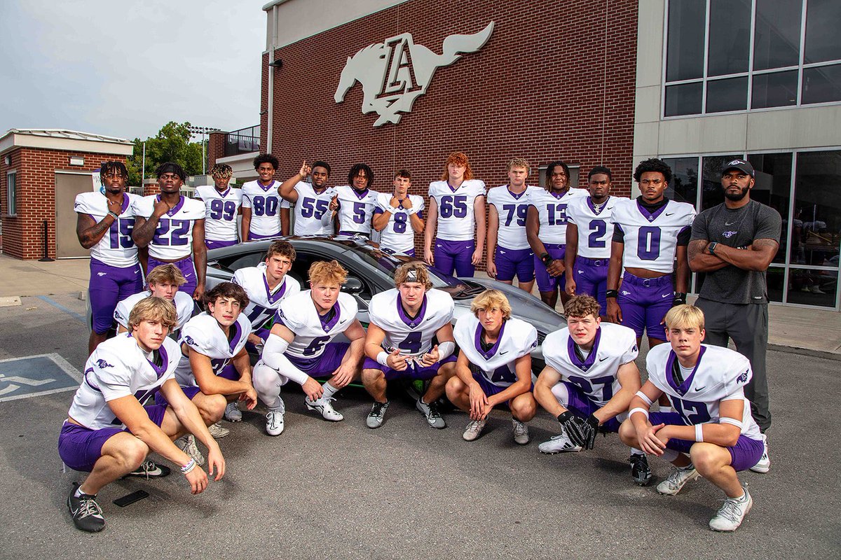 Lipscomb Academy Football tweet media