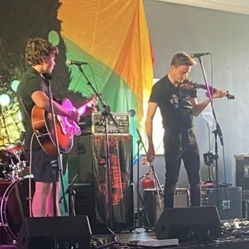 Nantwich Roots (@nantwichroots) on Twitter photo Last night at the Ferocious Dog gig <a href="/nantwichtownfc/">Nantwich Town FC</a> we were treated to a brilliant opening set from #Jonah with <a href="/EganStonier/">Egan Stonier</a> on violin
2 phenomenally talented local teenage musicians.. privilege to have them play the festival ❤️ Last night at the Ferocious Dog gig <a href="/nantwichtownfc/">Nantwich Town FC</a> we were treated to a brilliant opening set from #Jonah with <a href="/EganStonier/">Egan Stonier</a> on violin
2 phenomenally talented local teenage musicians.. privilege to have them play the festival ❤️