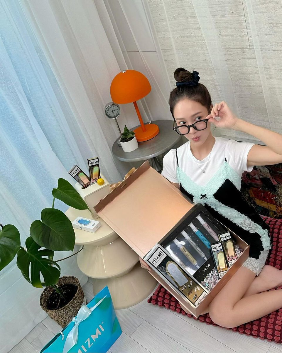 timeto_jsy's tweet photo. 240517 인스타그램
👀🦋🧡🍃✨@/mizmi_official #meisme
#제시카 #Jessica #JessicaJung https://t.co/N0HWBKwmKs