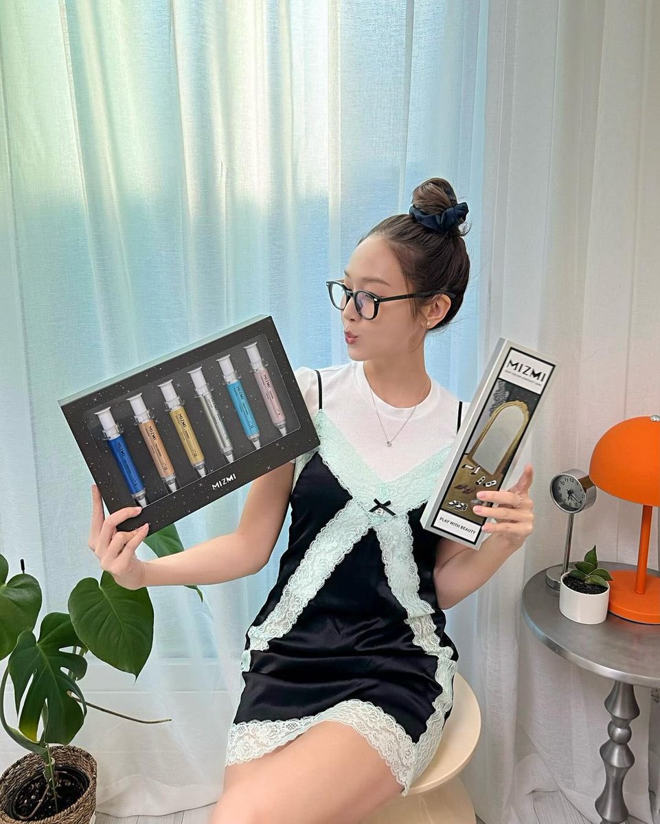 timeto_jsy's tweet photo. 240517 인스타그램
👀🦋🧡🍃✨@/mizmi_official #meisme
#제시카 #Jessica #JessicaJung https://t.co/N0HWBKwmKs