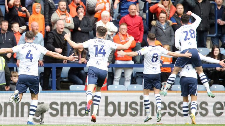 ToFF_PNE's tweet photo. @seasiderforeva @pnefc So did Pottsy…. Look how that ended up 😘 https://t.co/a36nZqU2Ex