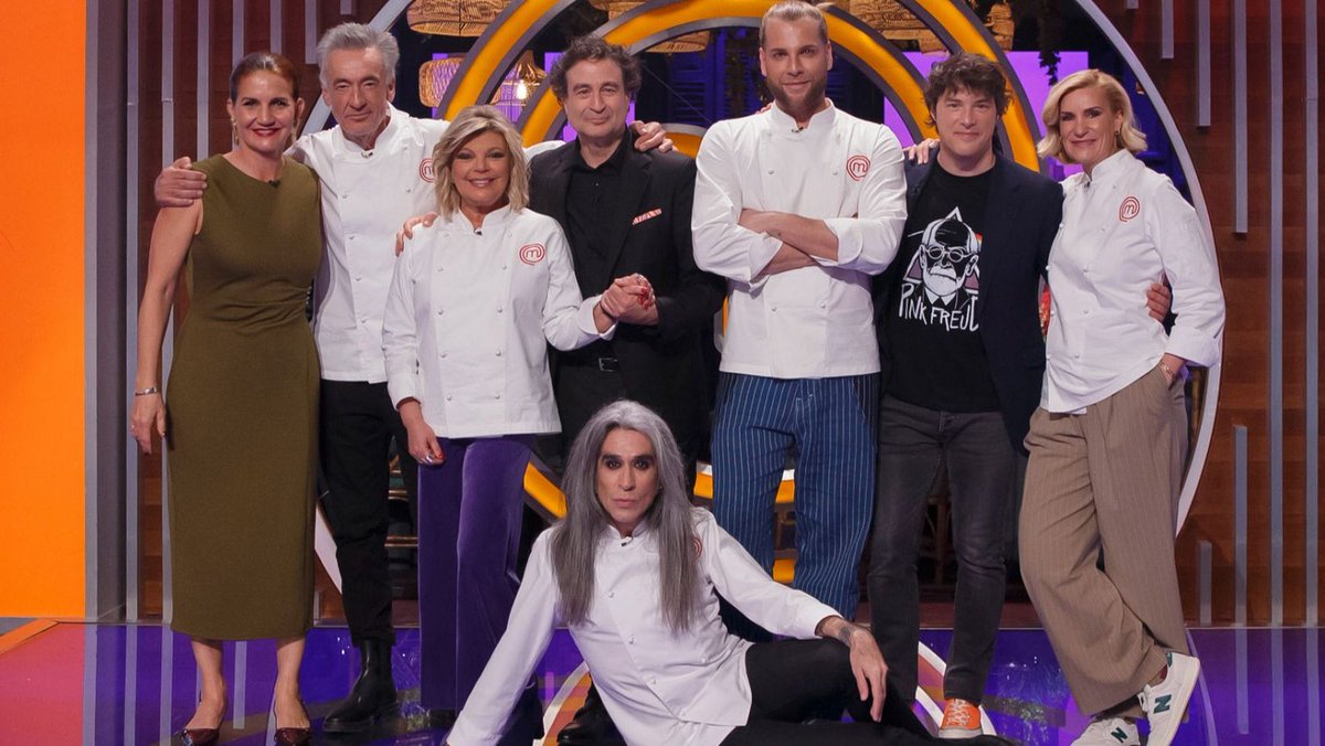 RTVE Comunicación y Participación (@rtve_com) on Twitter photo 🔥Mario Vaquerizo, Terelu Campos, Eduardo Navarrete, María Zurita y Francis Lorenzo, entre los invitados del próximo programa de <a href="/MasterChef_es/">MasterChef</a>.
🔥Los aspirantes se jugarán el pin de la inmunidad contra María Lo.
🔥El talent concienciará sobre la adopción de animales de 🔥Mario Vaquerizo, Terelu Campos, Eduardo Navarrete, María Zurita y Francis Lorenzo, entre los invitados del próximo programa de <a href="/MasterChef_es/">MasterChef</a>.
🔥Los aspirantes se jugarán el pin de la inmunidad contra María Lo.
🔥El talent concienciará sobre la adopción de animales de