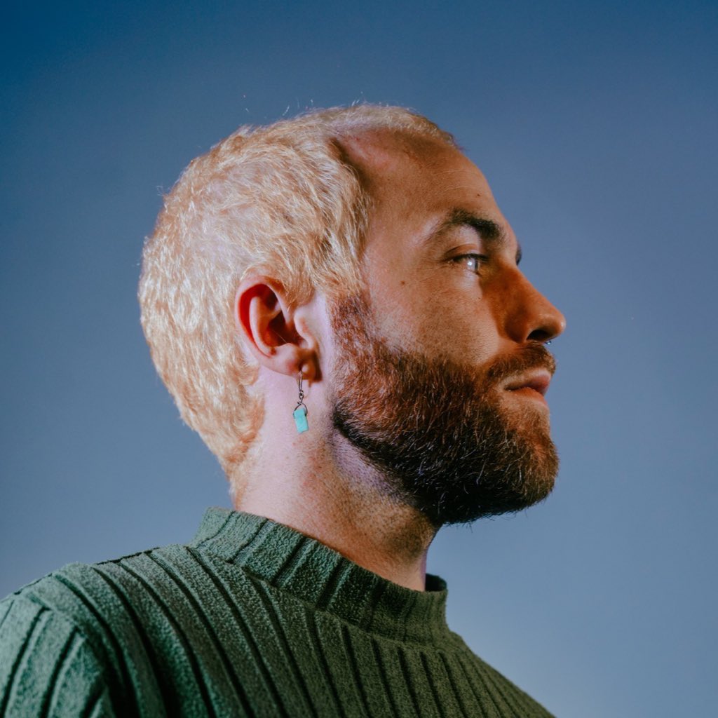 Today we are presenting 'Ciel', the second single from Julien Mier's new album, 'Gradually'.

The album is available for pre-order, and shipping will begin on June 20th.

🌿 julienmier.bandcamp.com/album/gradually