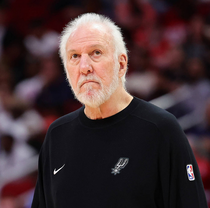 ClutchPoints (@clutchpoints) on Twitter photo City council members of San Antonio have filed paperwork to consider renaming their airport after Spurs president and recently retired head coach Gregg Popovich 🙌
The proposed name: San Antonio Gregg Popovich International Airport
(via <a href="/TPRNews/">Texas Public Radio</a>) City council members of San Antonio have filed paperwork to consider renaming their airport after Spurs president and recently retired head coach Gregg Popovich 🙌
The proposed name: San Antonio Gregg Popovich International Airport
(via <a href="/TPRNews/">Texas Public Radio</a>)